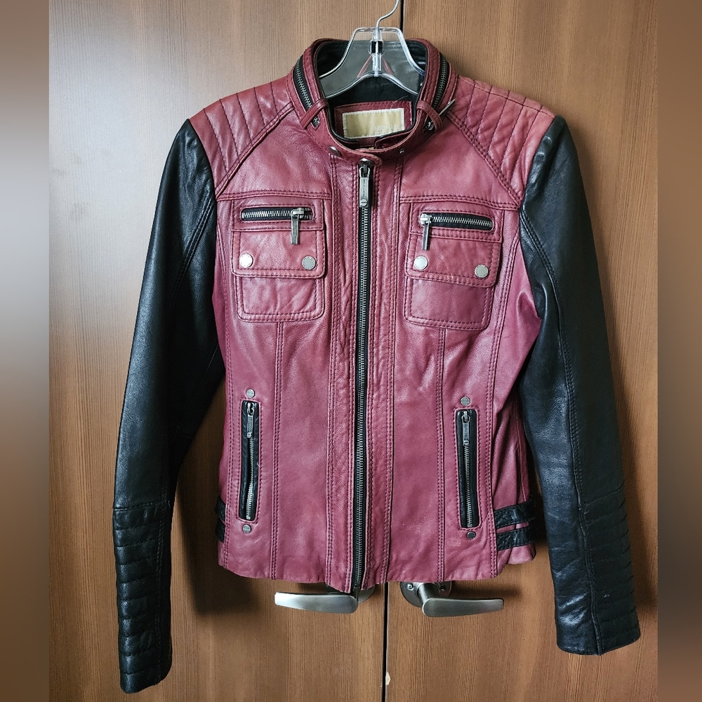 Michael Kors Moto Leather Jacket Coat Buckle Burgundy/Black Slimming Cut. Size S